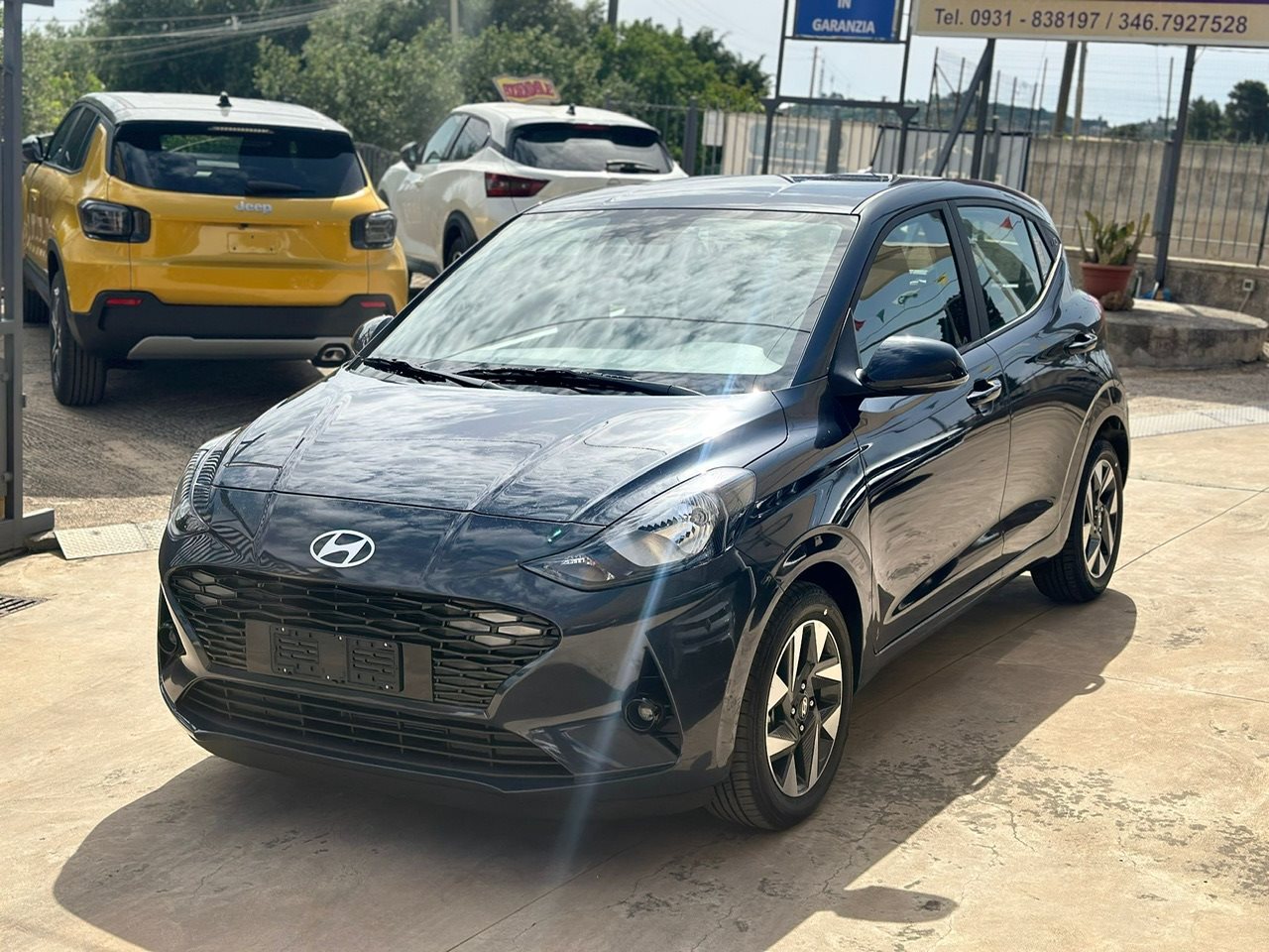 HYUNDAI i10